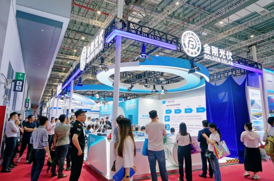 新品、颁证、签约！365电竞光伏闪灼SNEC 2024，开放“N时期”新质出产力